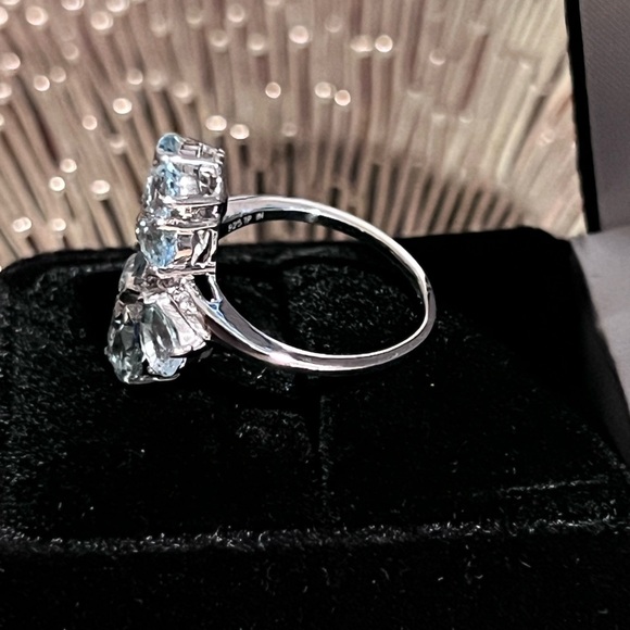 3.92CT Pear Cut Topaz And 0.28CT Round Cut White Topaz 925 Sterling Silver Ring - Picture 2 of 9